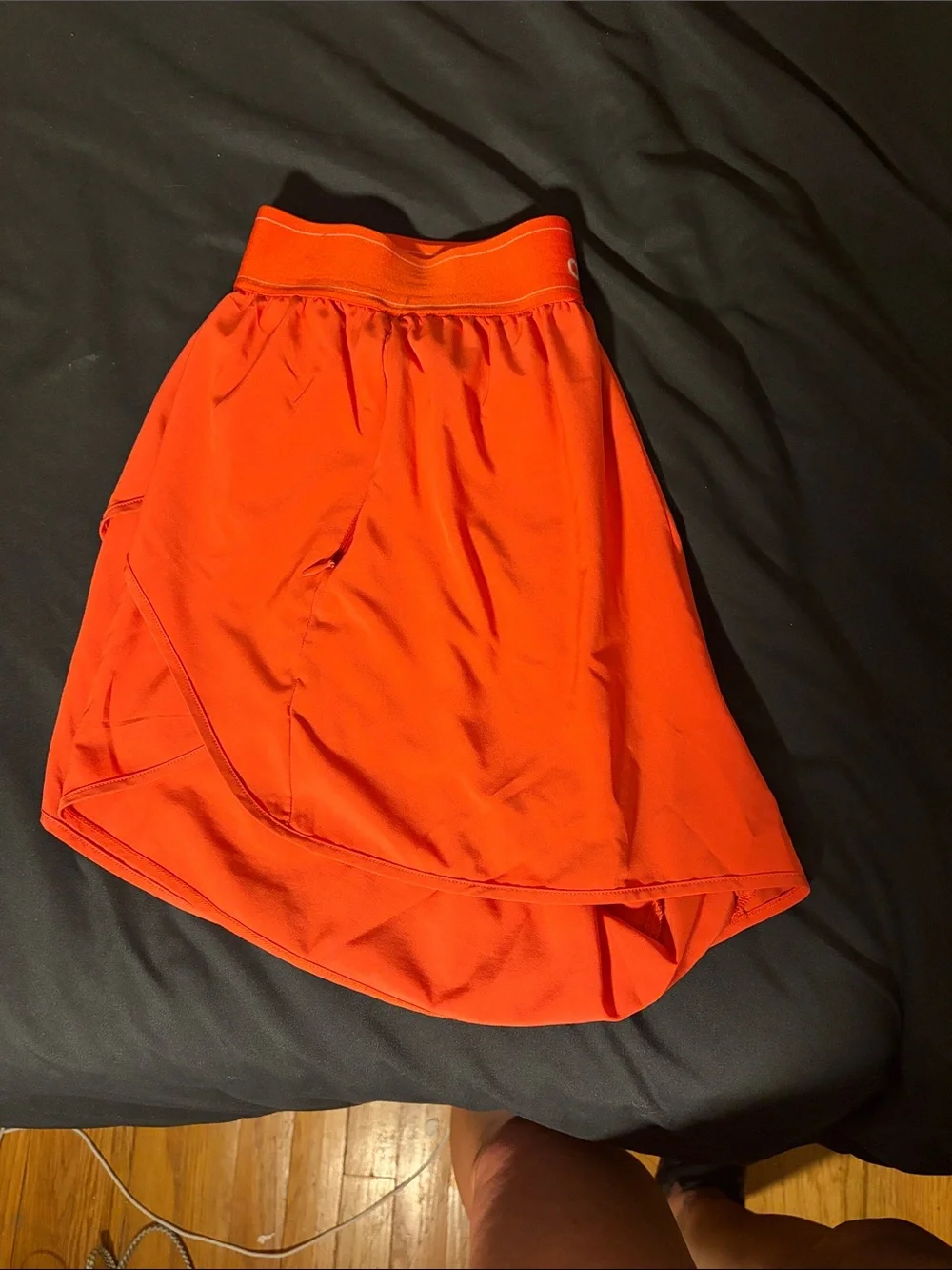ALO Yoga Women's Match Point Shorts - Picture 3 of 3